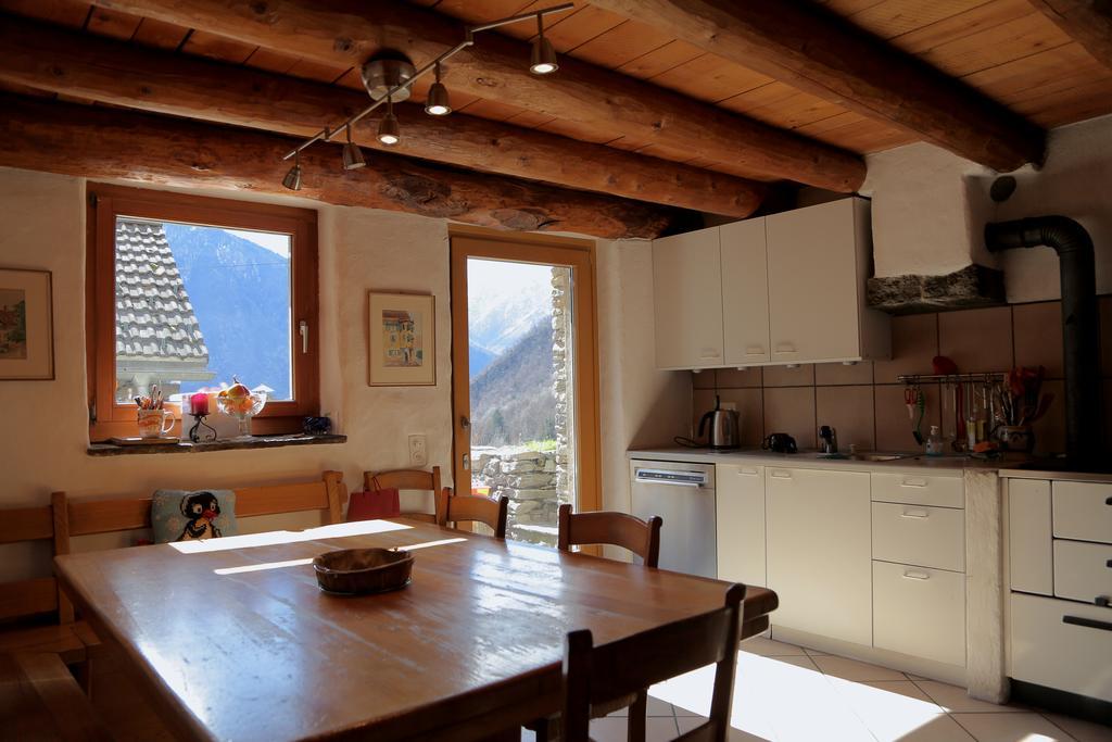 Bed and Breakfast Casa Dosc Verdabbio Екстер'єр фото